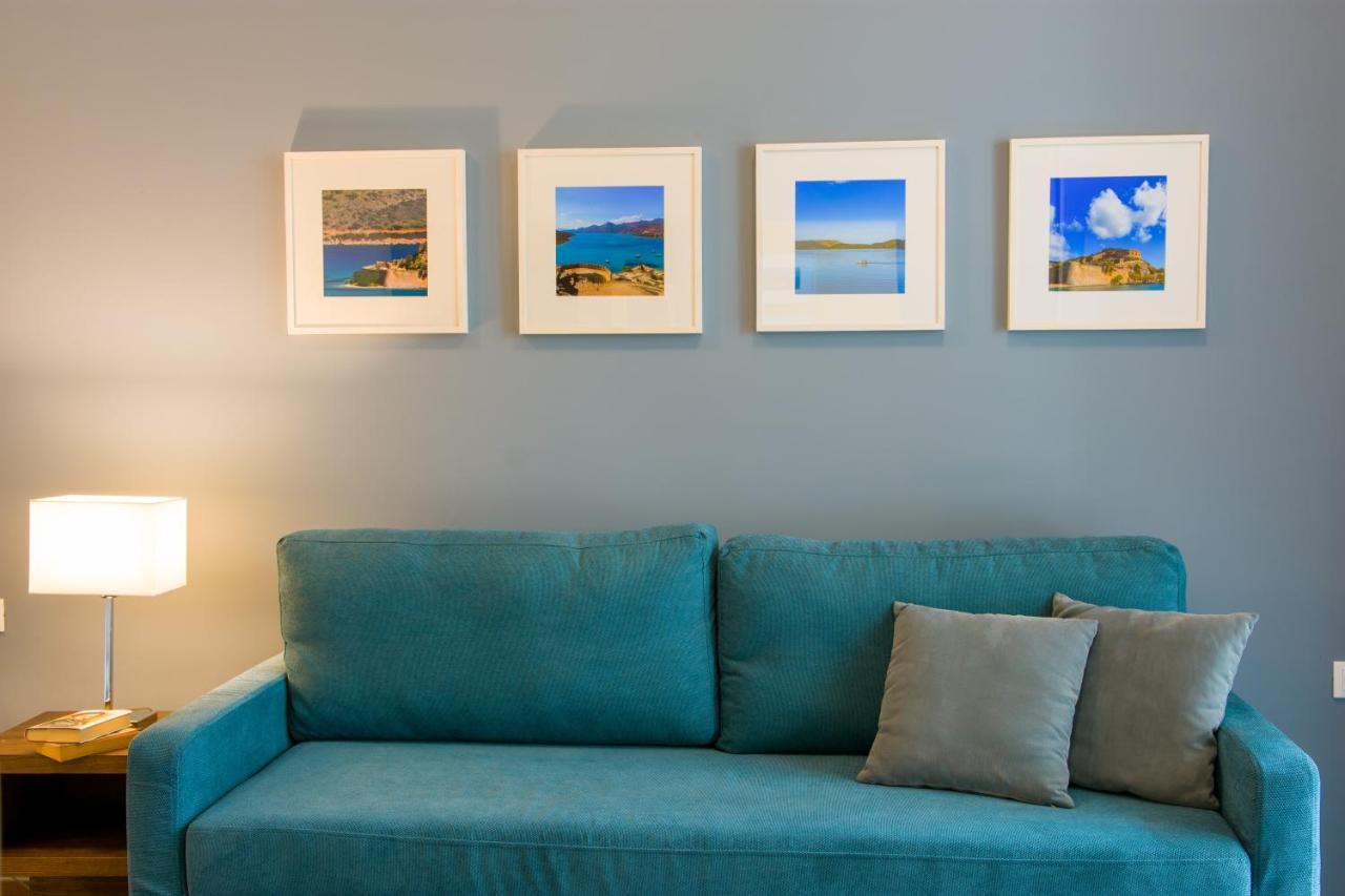 Colour * Elounda
