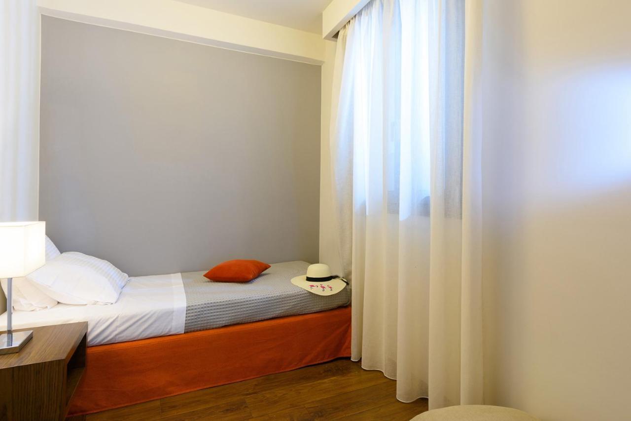 Colour Aparthotel